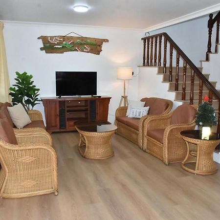 Rain Tree Homestay Bintulu Buitenkant foto